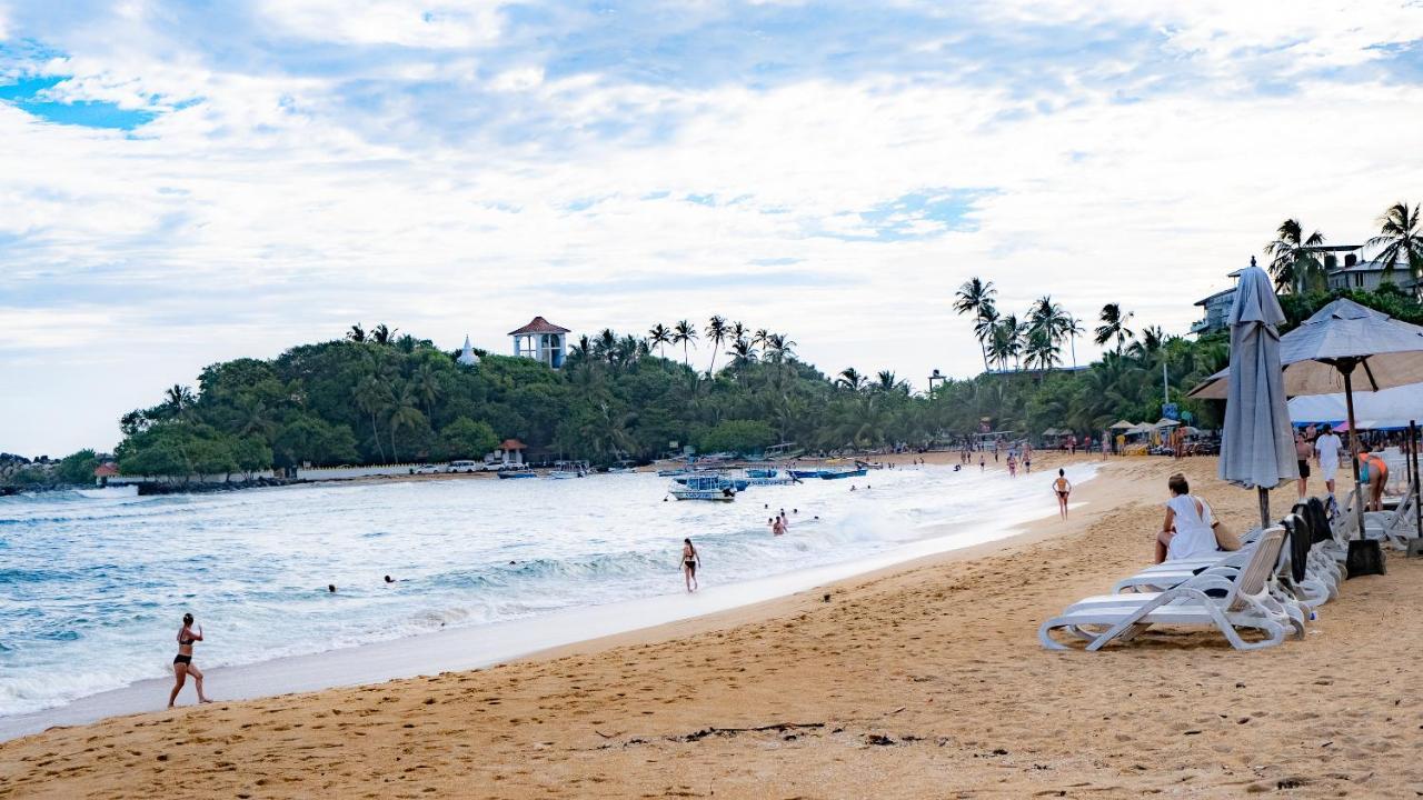 Rastha Pastha Beach Villa Unawatuna Exterior photo